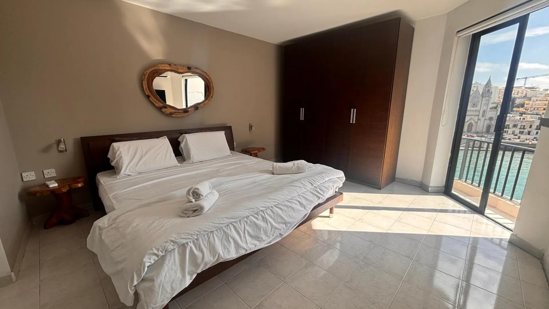 Sea View Flat Apartment Sliema